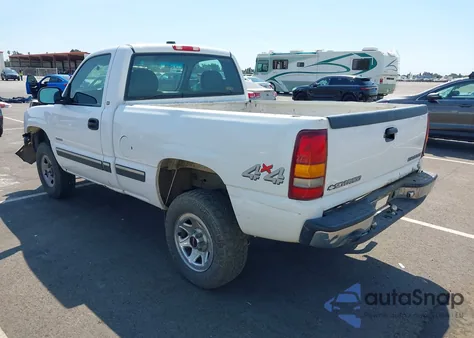 2001 Chevrolet Silverado 1500 из США, поврежденный, VIN 1GCEK14W71Z129211